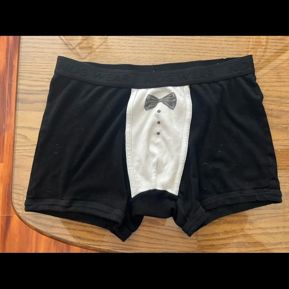Men’s Medium “TUXEDO” NDS Wear Boxer Briefs Like New Soft Comfortable & FUN! - Picture 4 of 6